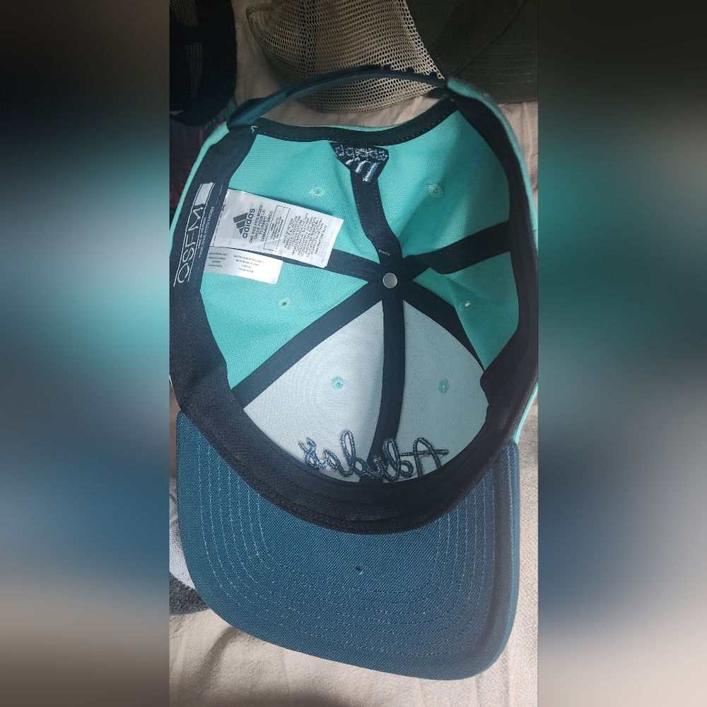 adidas "script" snapback hat NEW WITH TAGS